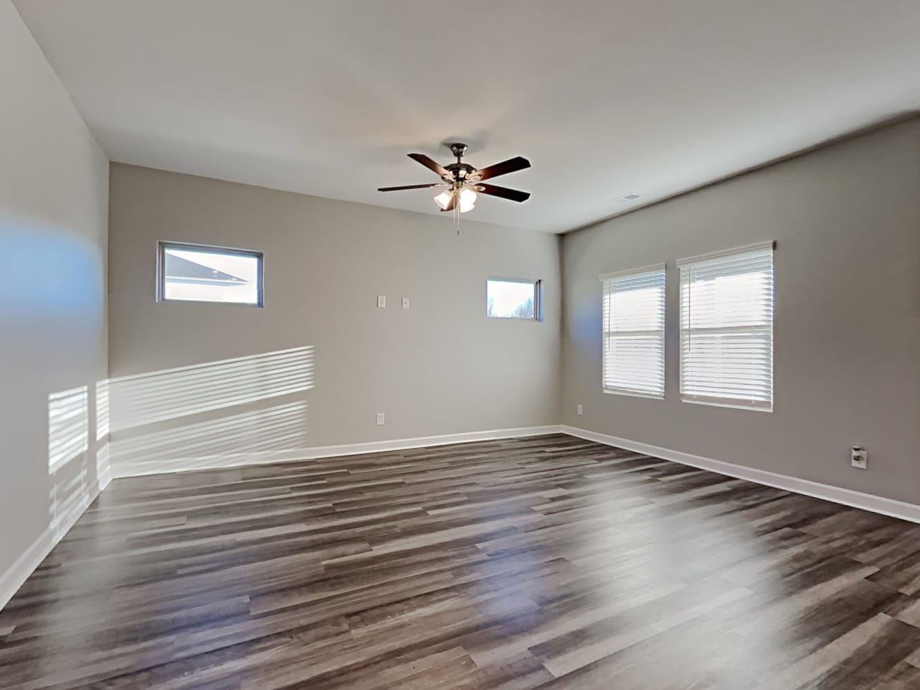 3724 Glenview Ave photo 4
