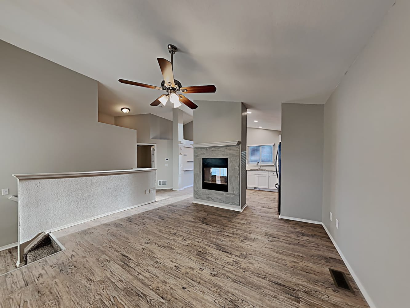 6010 Grapevine Dr photo 5