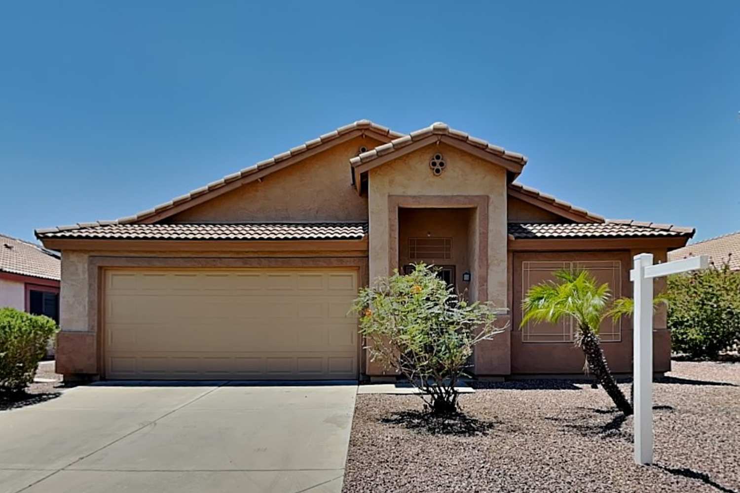 13383 W Watson Ln Surprise, AZ 85379 photo 2