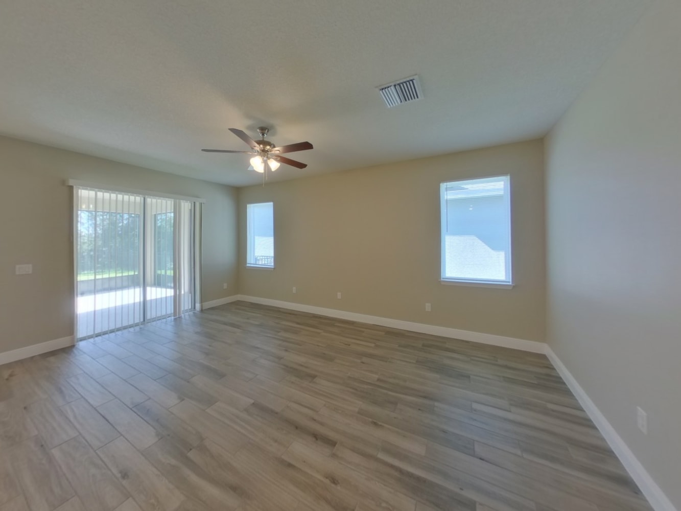 6203 Sea Air Dr photo 3
