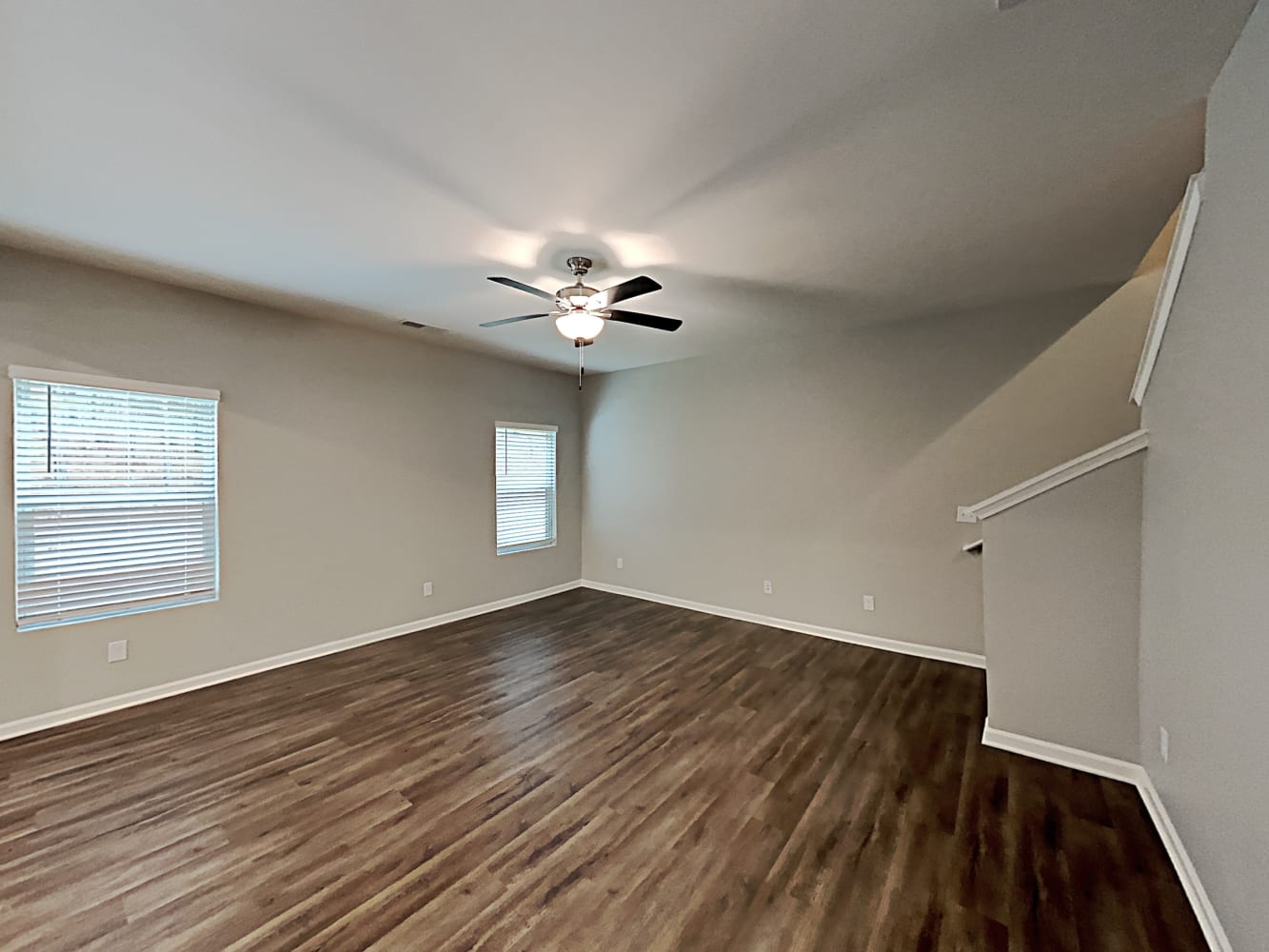 235 N Fortune Way photo 4