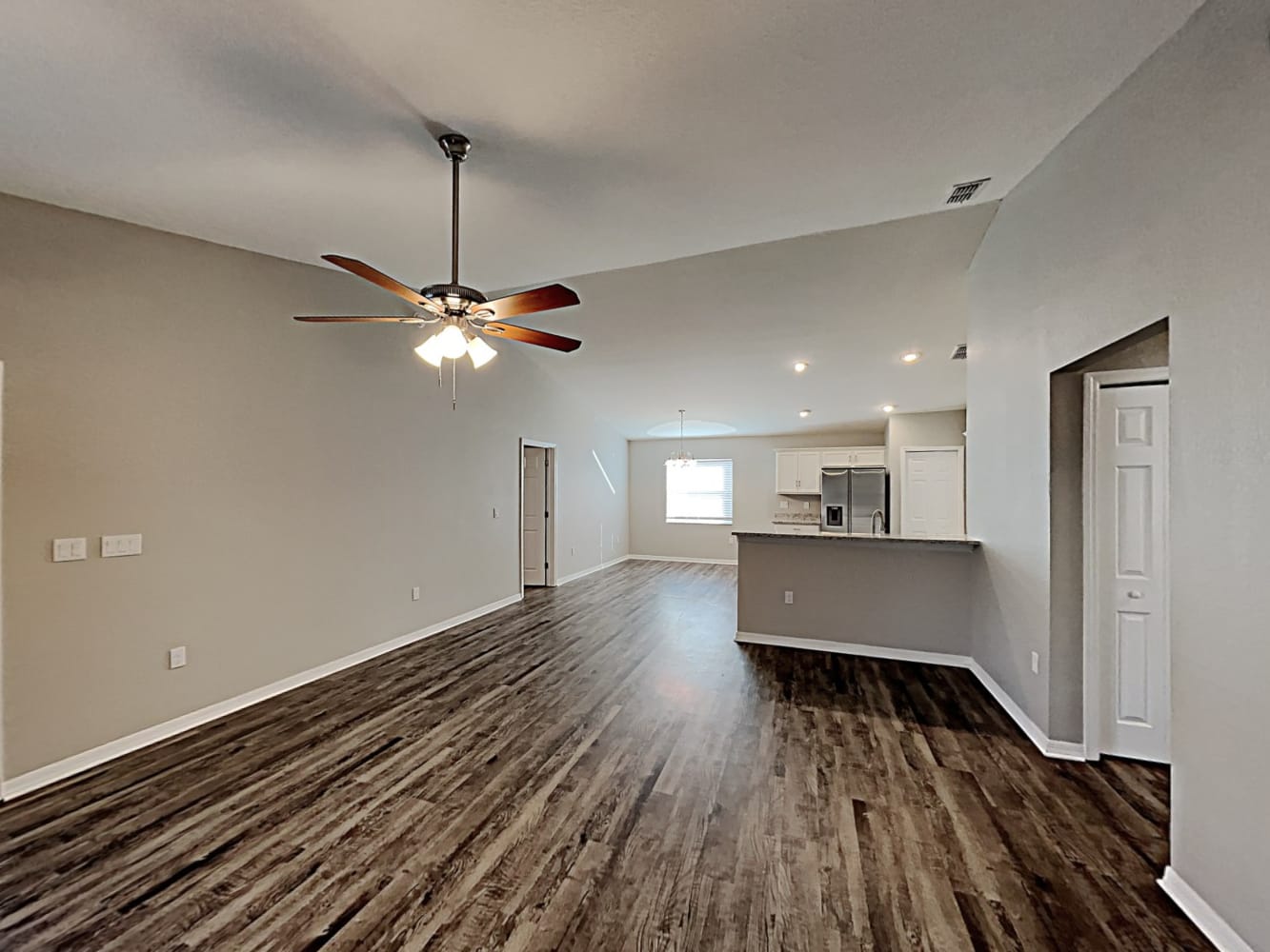 3112 Grand Preserve Blvd photo 4