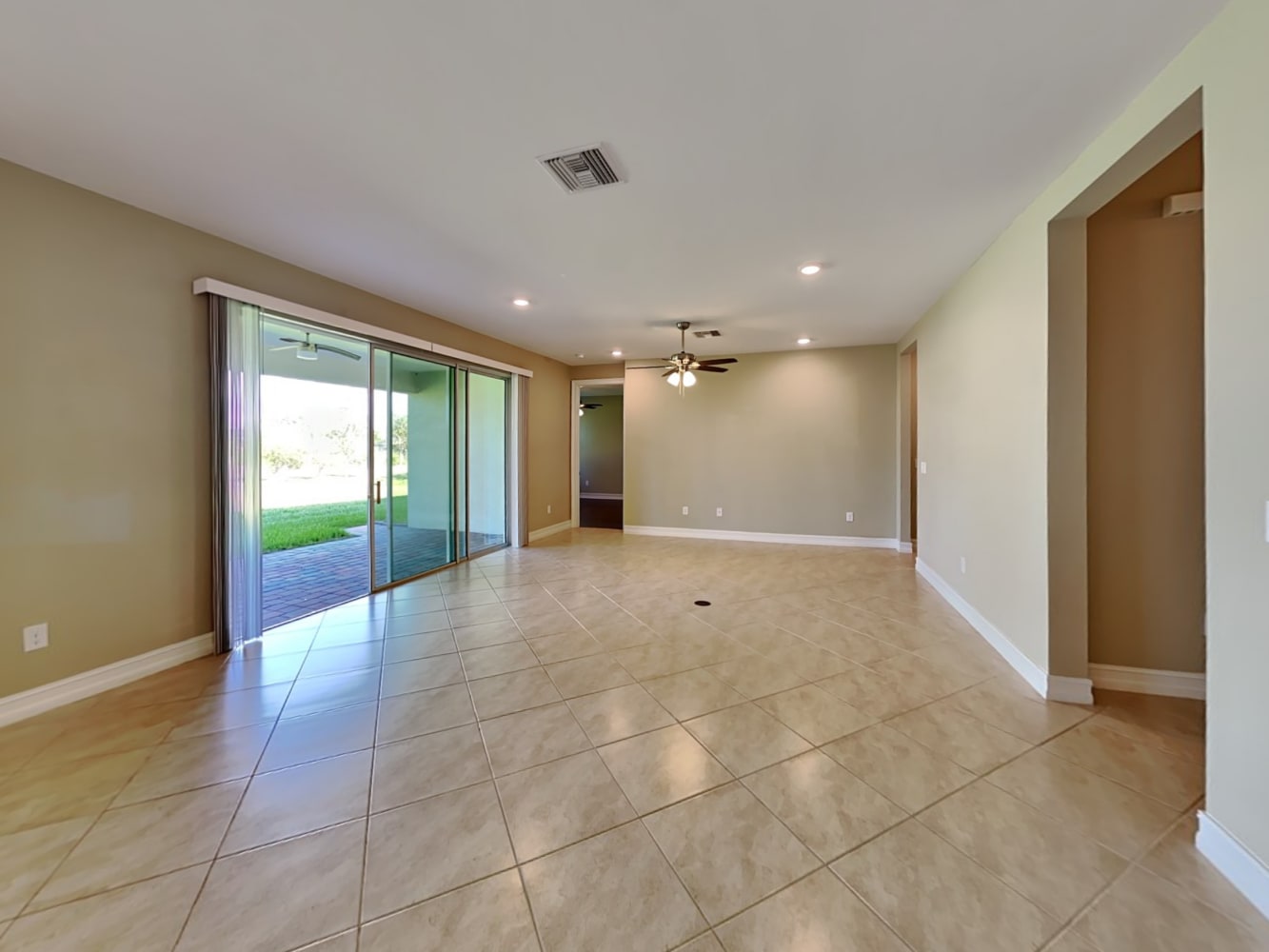 2096 Mazatlan Rd photo 3