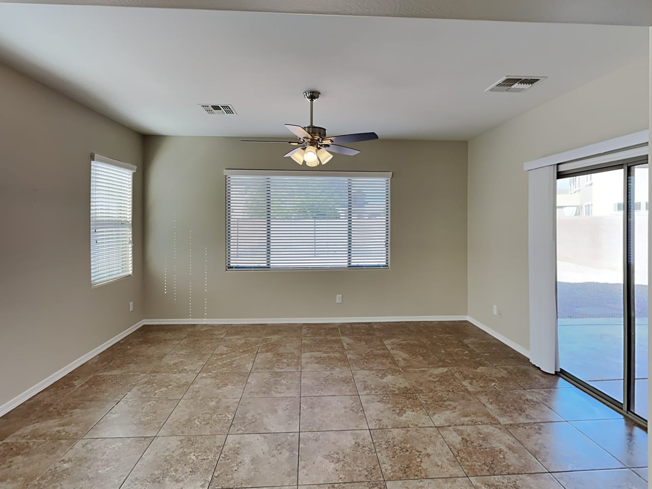 34927 N Mirandesa Dr photo 5