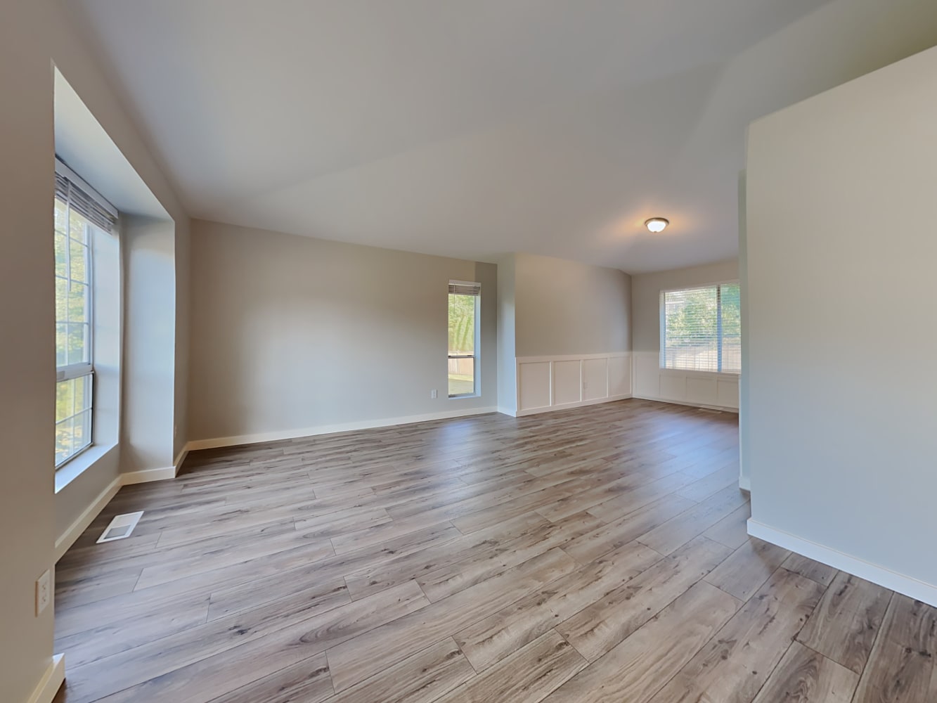 6406 86th Street Ct E photo 4