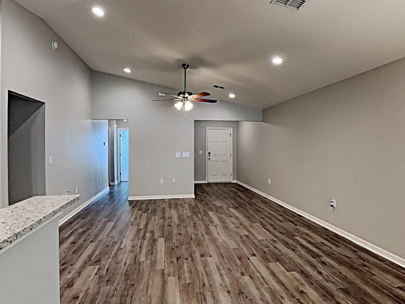 937 Pearly Ridge Ln photo 3