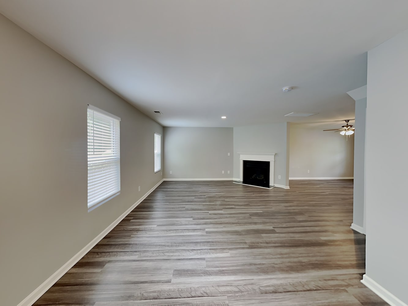 2543 Buckleigh Dr photo 5