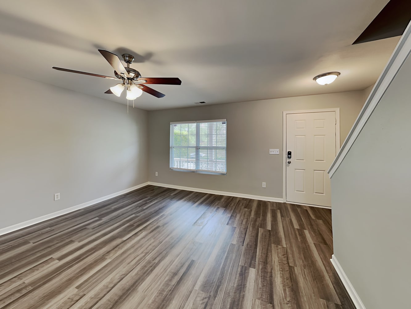 2543 Buckleigh Dr photo 4