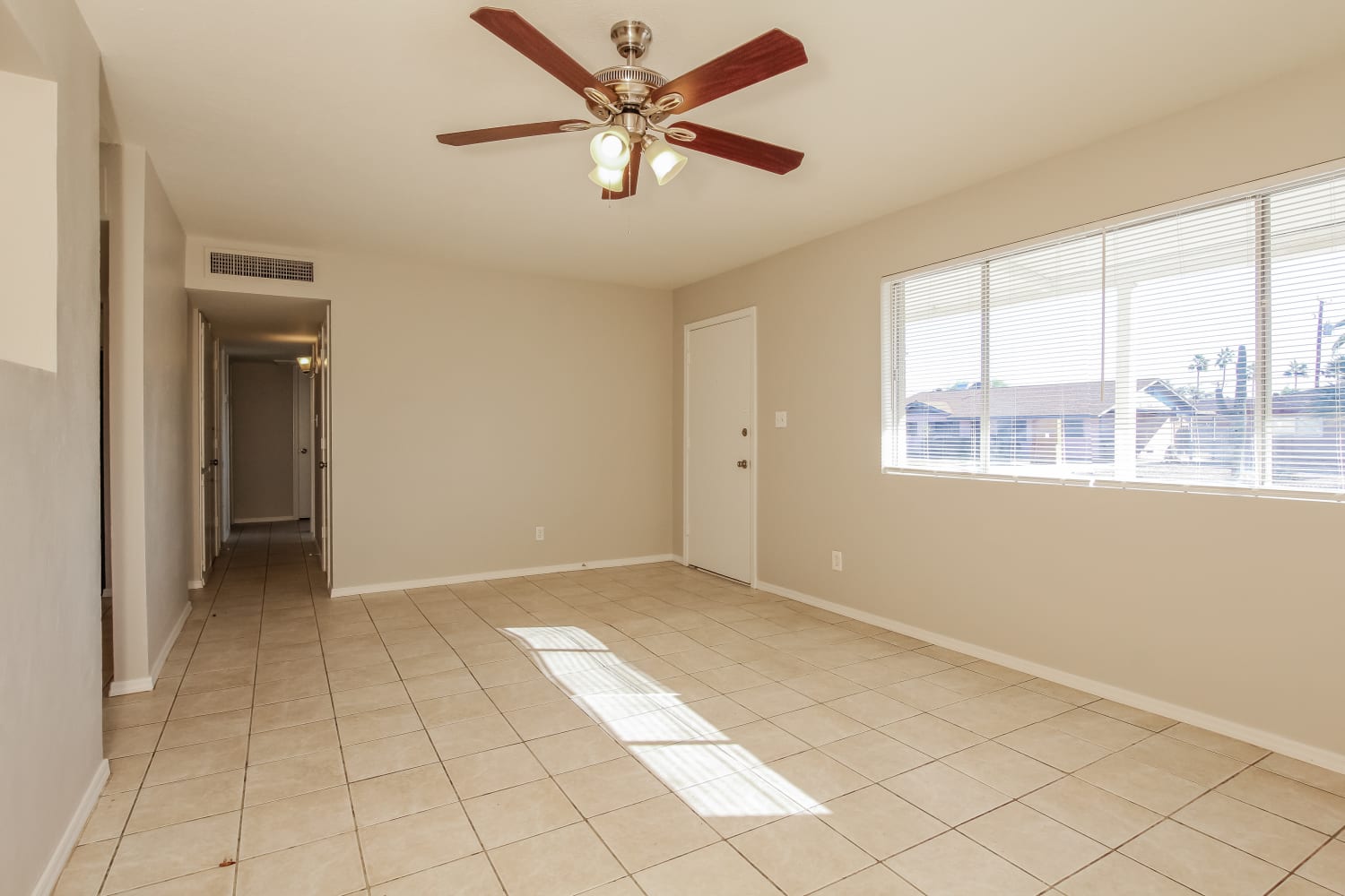 3514 W Royal Palm Rd photo 2