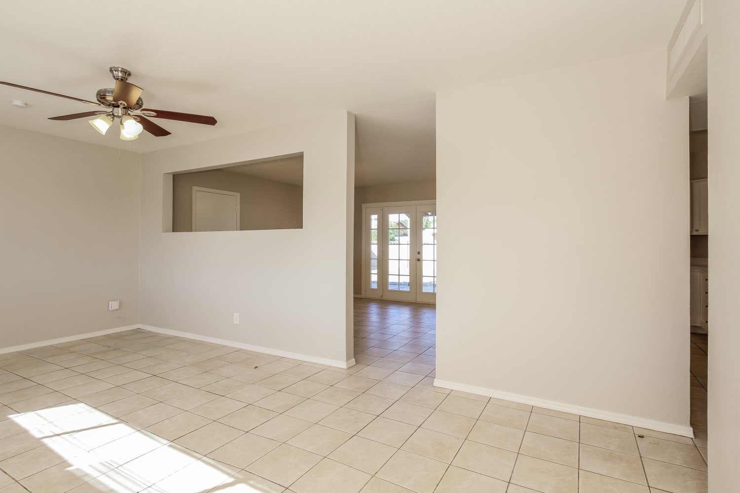 3514 W Royal Palm Rd photo 3