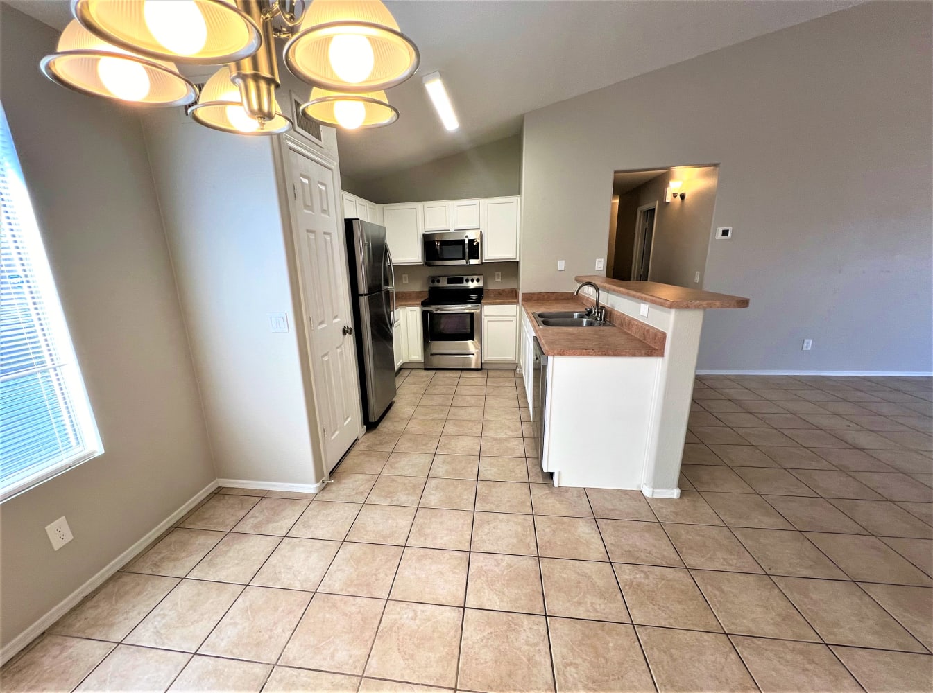 14702 N 124Th Ln photo 5