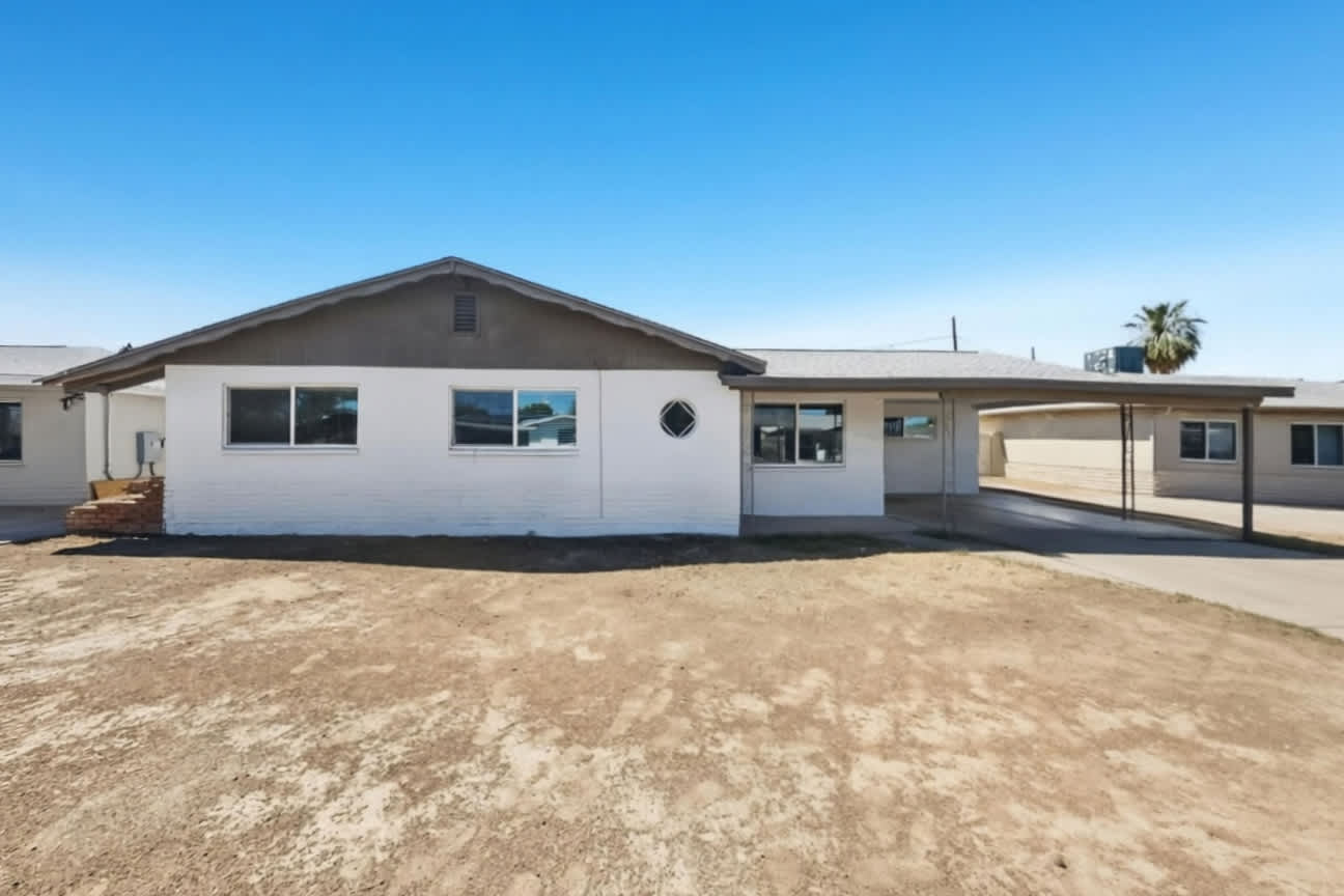 3321 W Laurel Ln photo 2