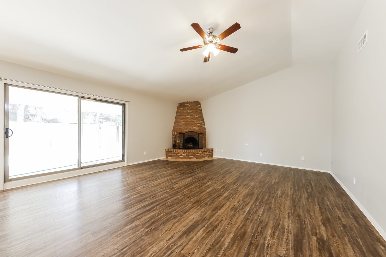 3437 W Muriel Dr photo 3