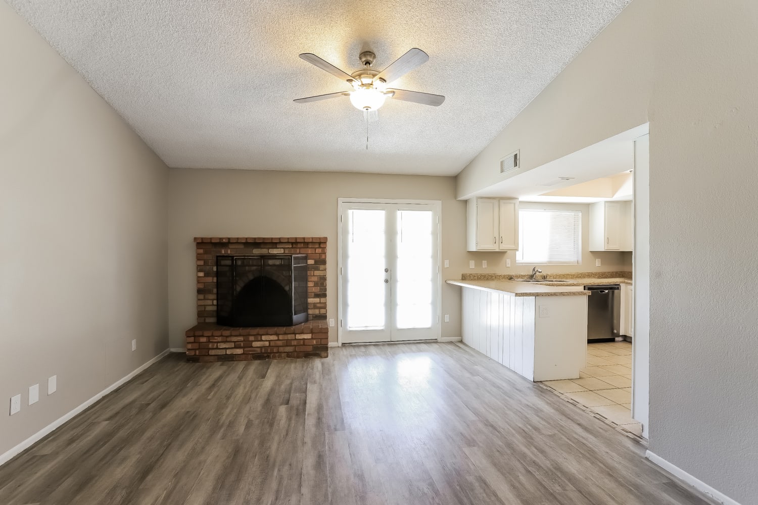 5321 W Riviera Dr photo 4