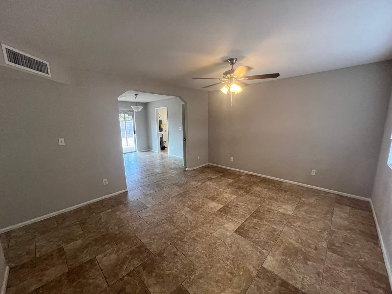 8043 E Jacob Ave photo 3
