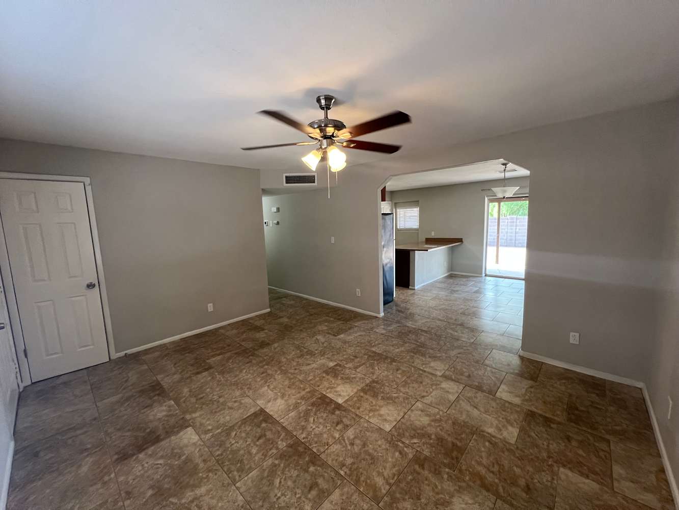 8043 E Jacob Ave photo 4
