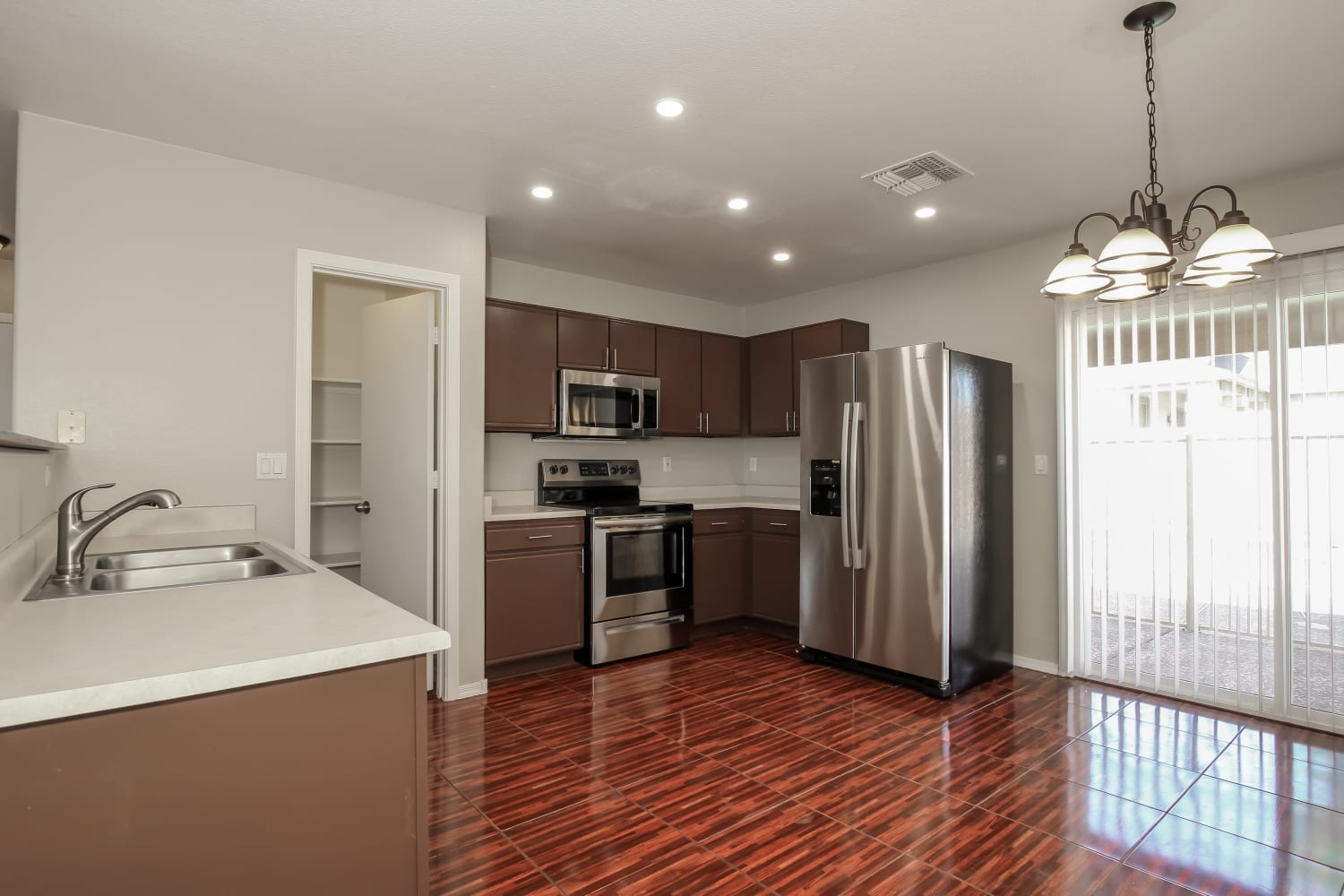 11530 W Flores Dr photo 5