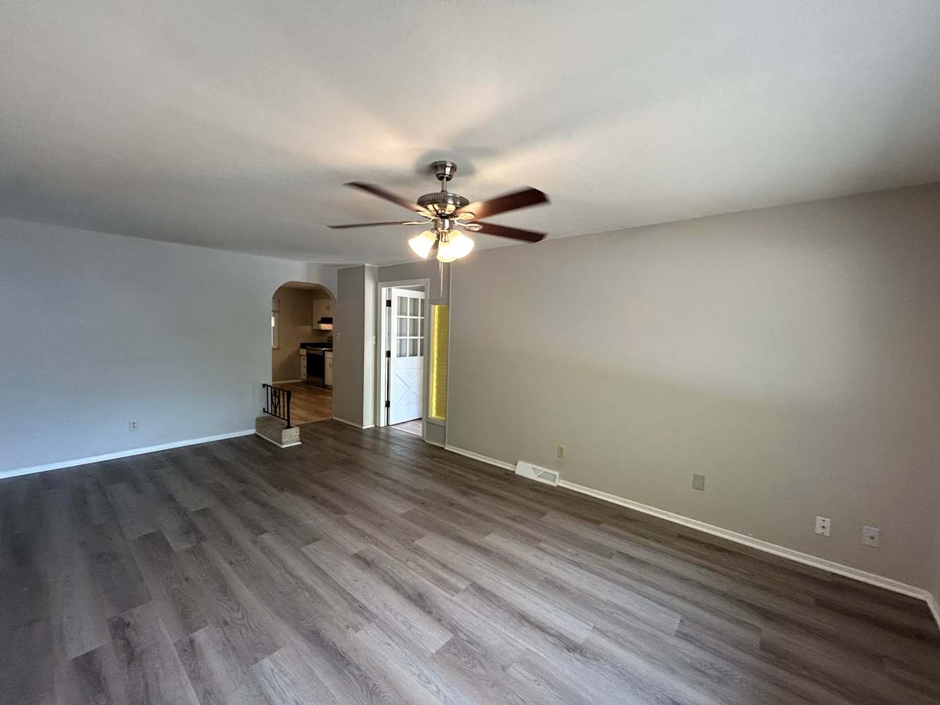 8866 W Asbury Drive photo 2