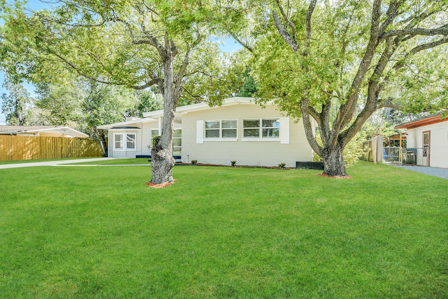 3323 Danny Boy Cir photo 3