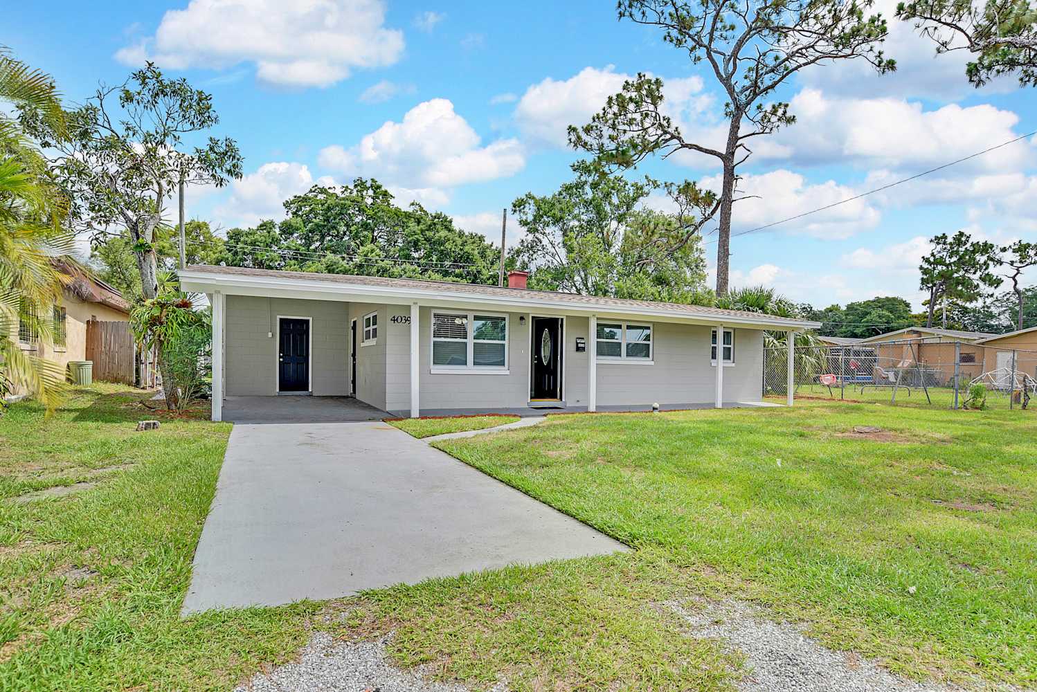 4039 Gay Nell Ct photo 2