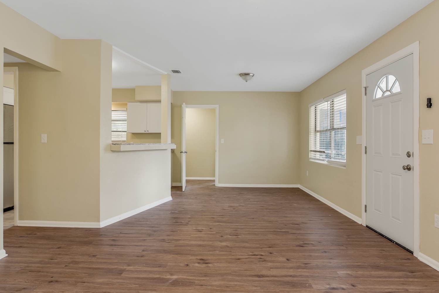 5119 Divot Ct photo 4