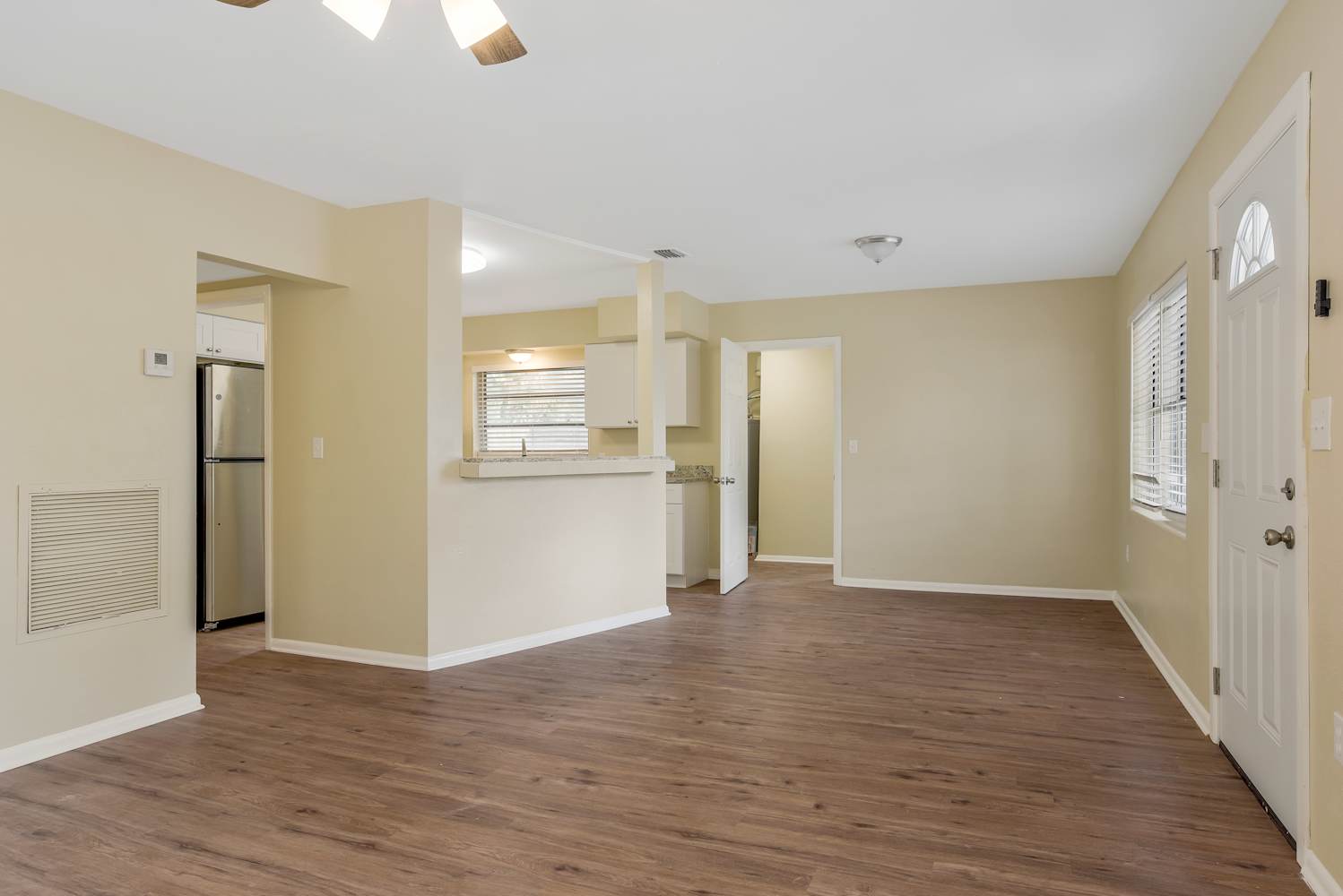 5119 Divot Ct photo 3