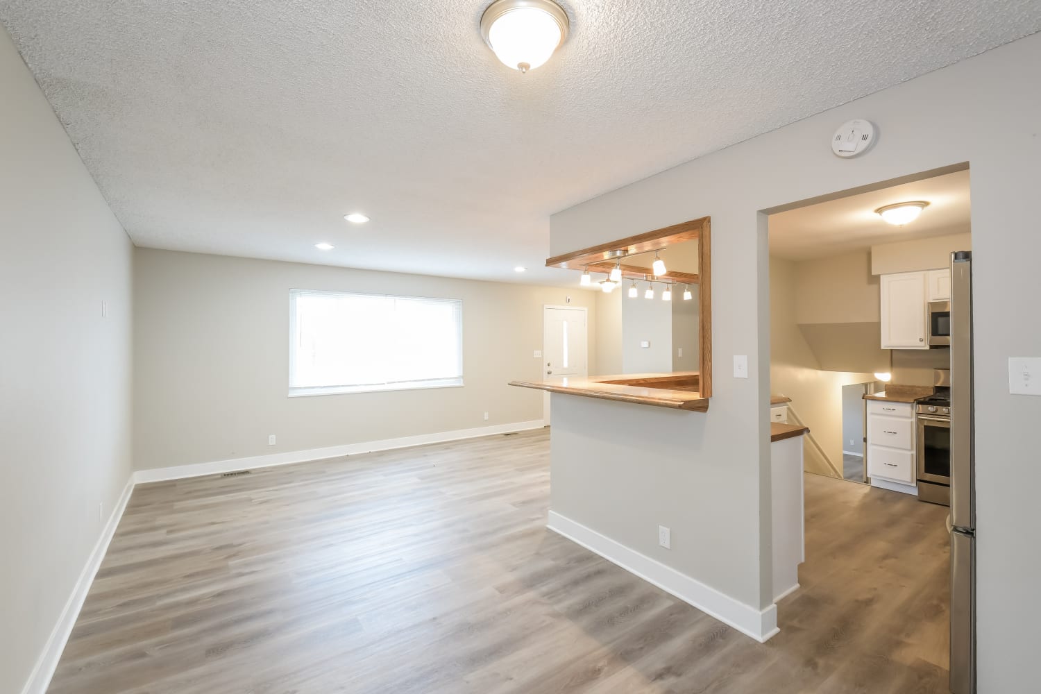 13030 E 47Th Avenue Circle photo 5