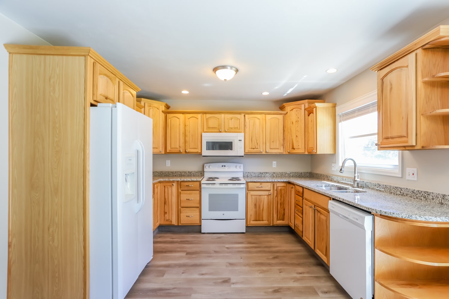 1456 S Zeno Street photo 5