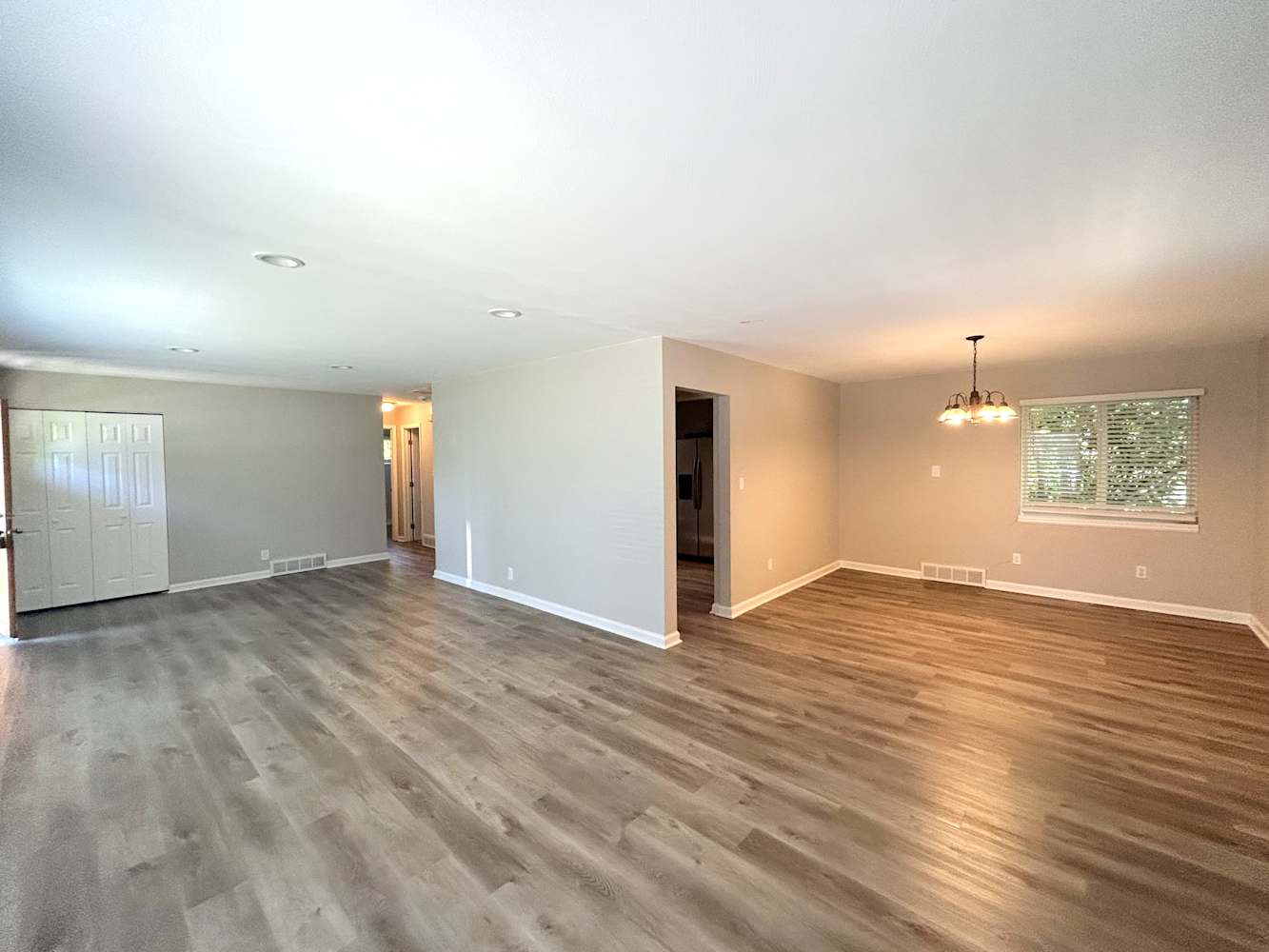 8531 Crescent Drive photo 2
