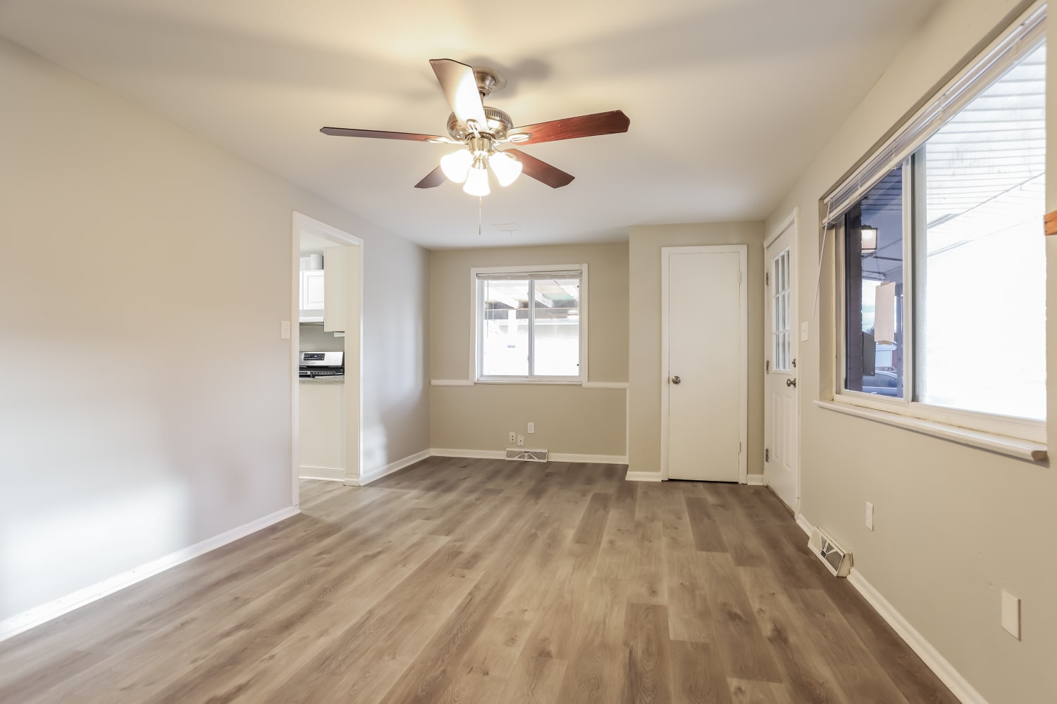 250 Aspen Drive photo 4