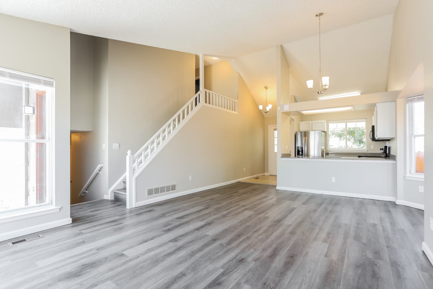 21051 E 46Th Avenue photo 4