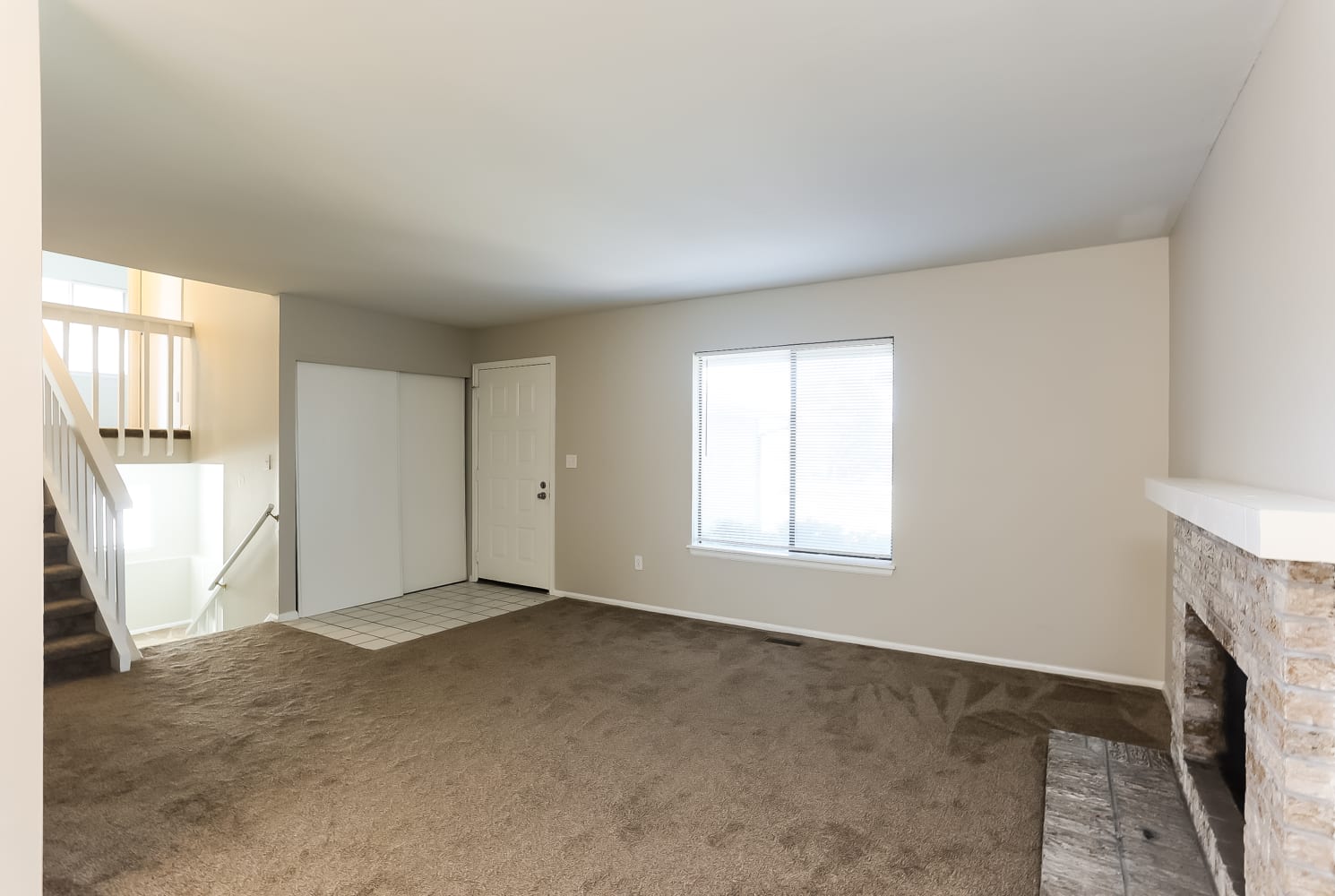 16531 E Princeton Place photo 3