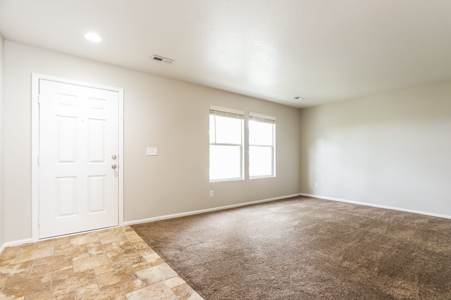 1496 Goldeneye Lane photo 4