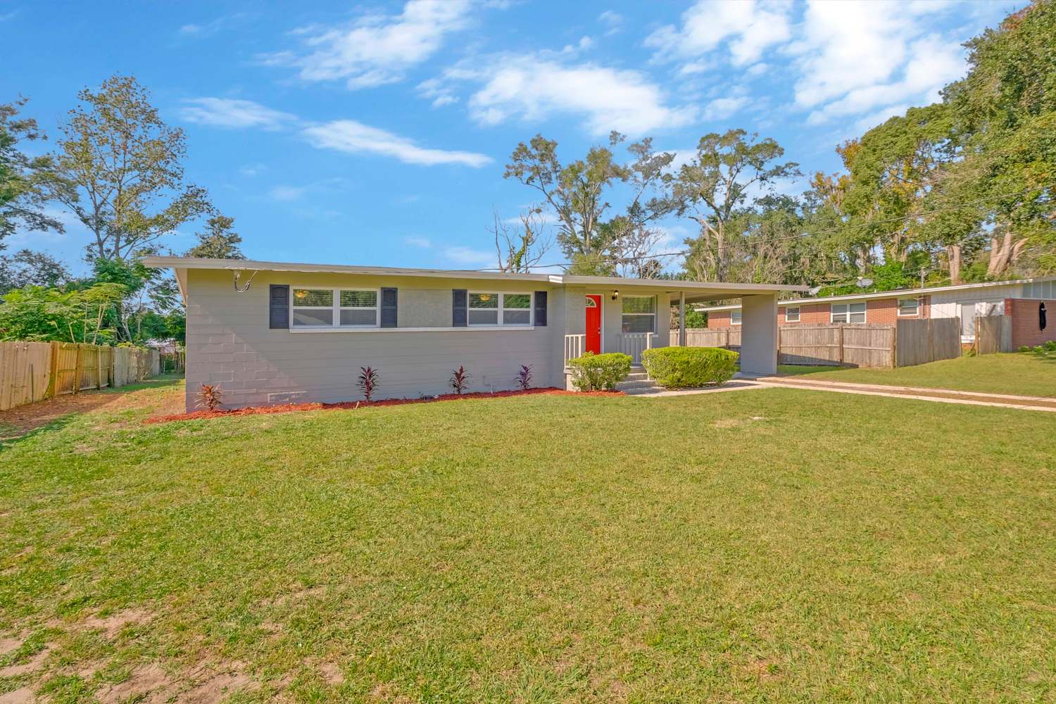 1144 Skye Dr E photo 3