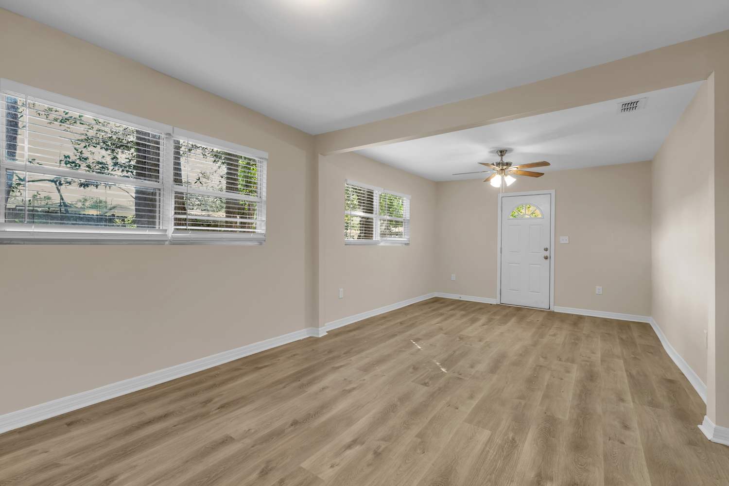 4461 Melvin Cir E photo 2