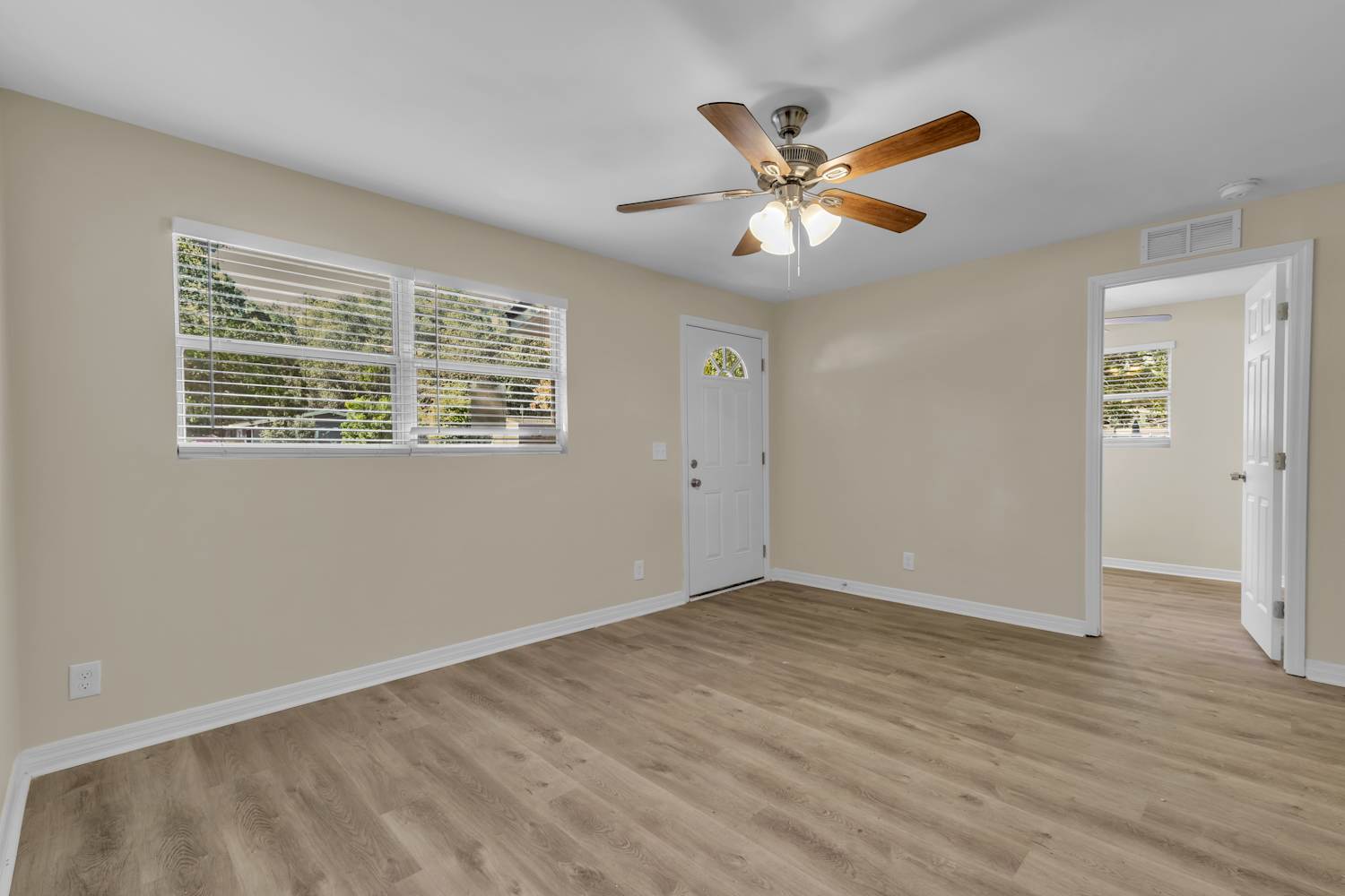 4461 Melvin Cir E photo 4