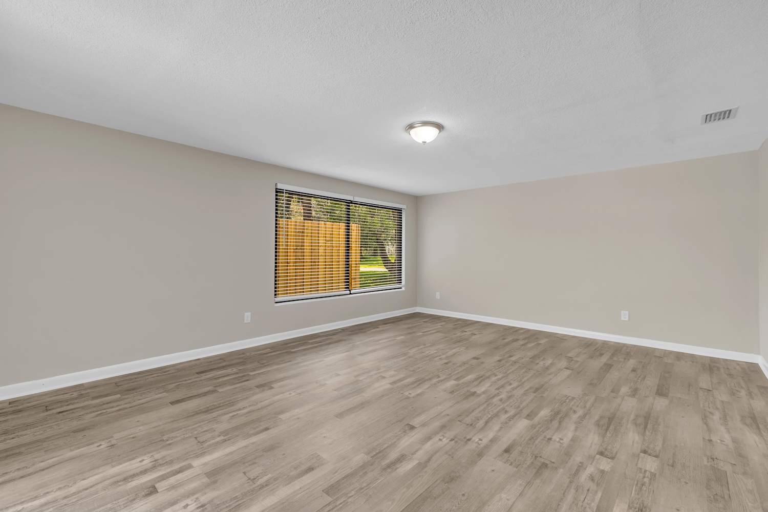 4127 Glenview Rd photo 4