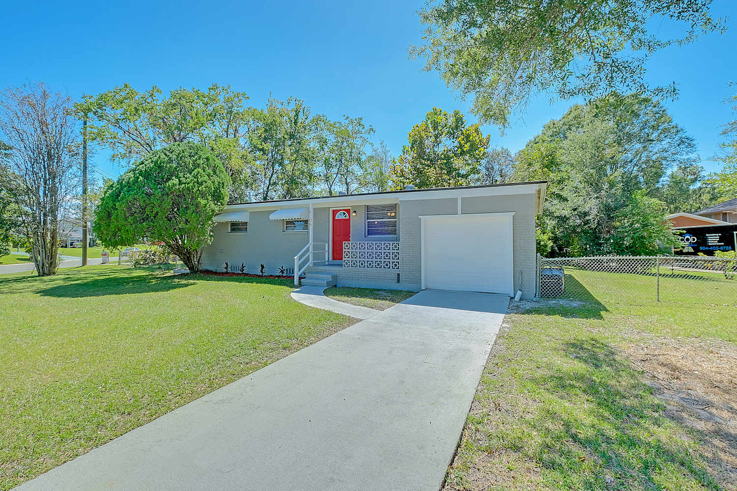 5106 Chivalry Dr photo 3