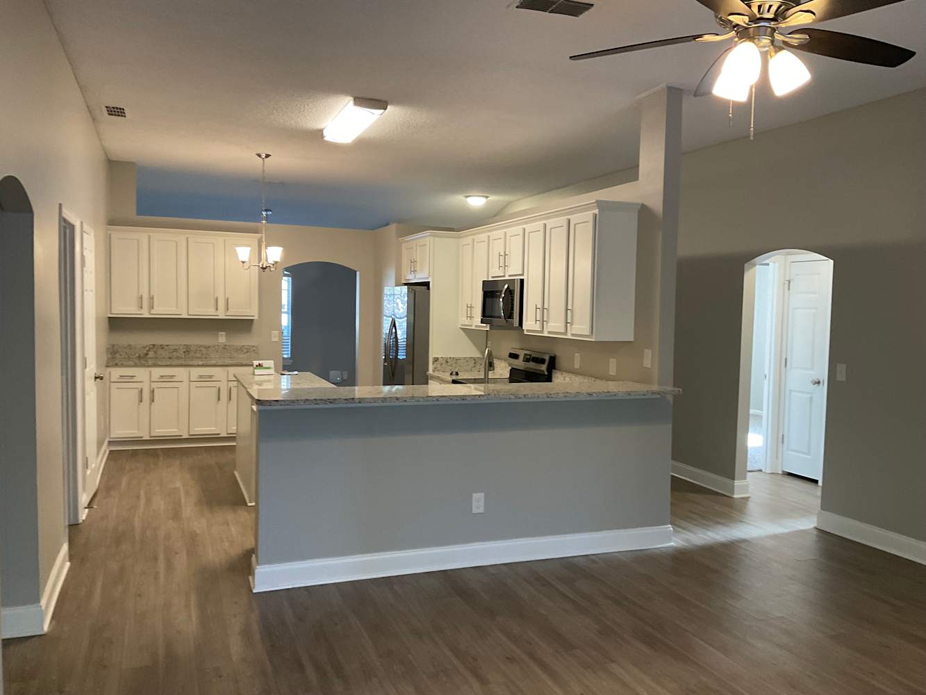 3108 Hickory Glen Dr photo 5