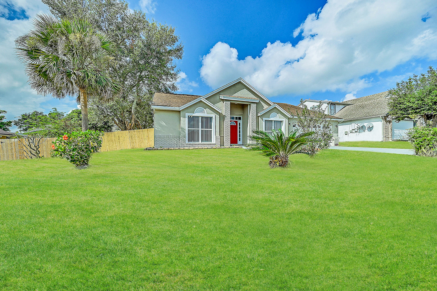 4730 Doberman St photo 2