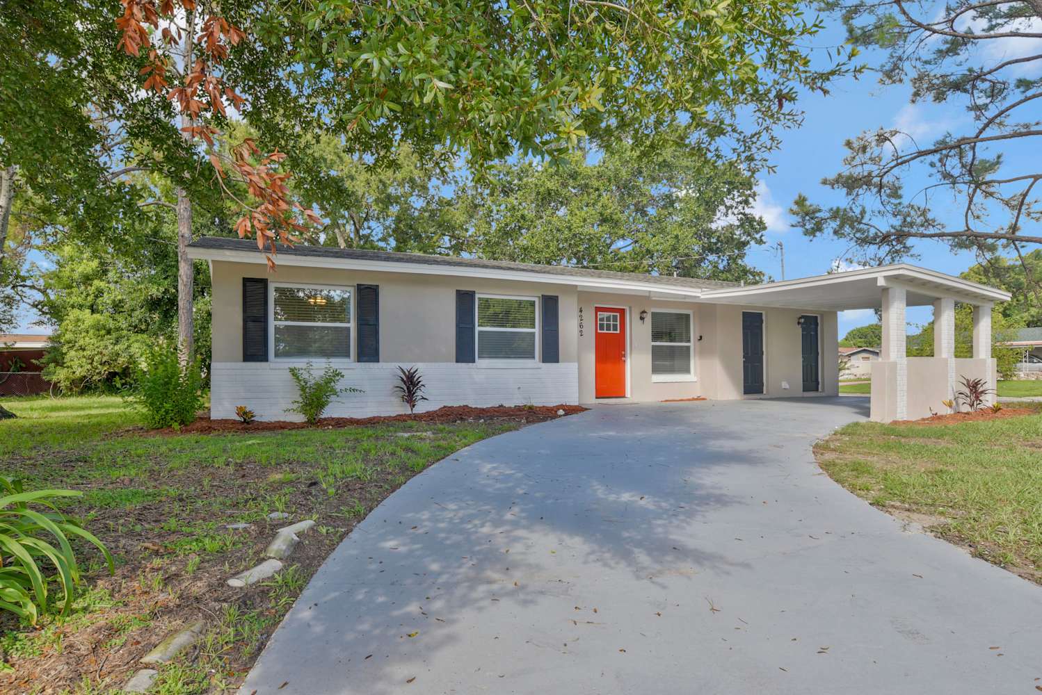 4262 Schank Ct photo 2