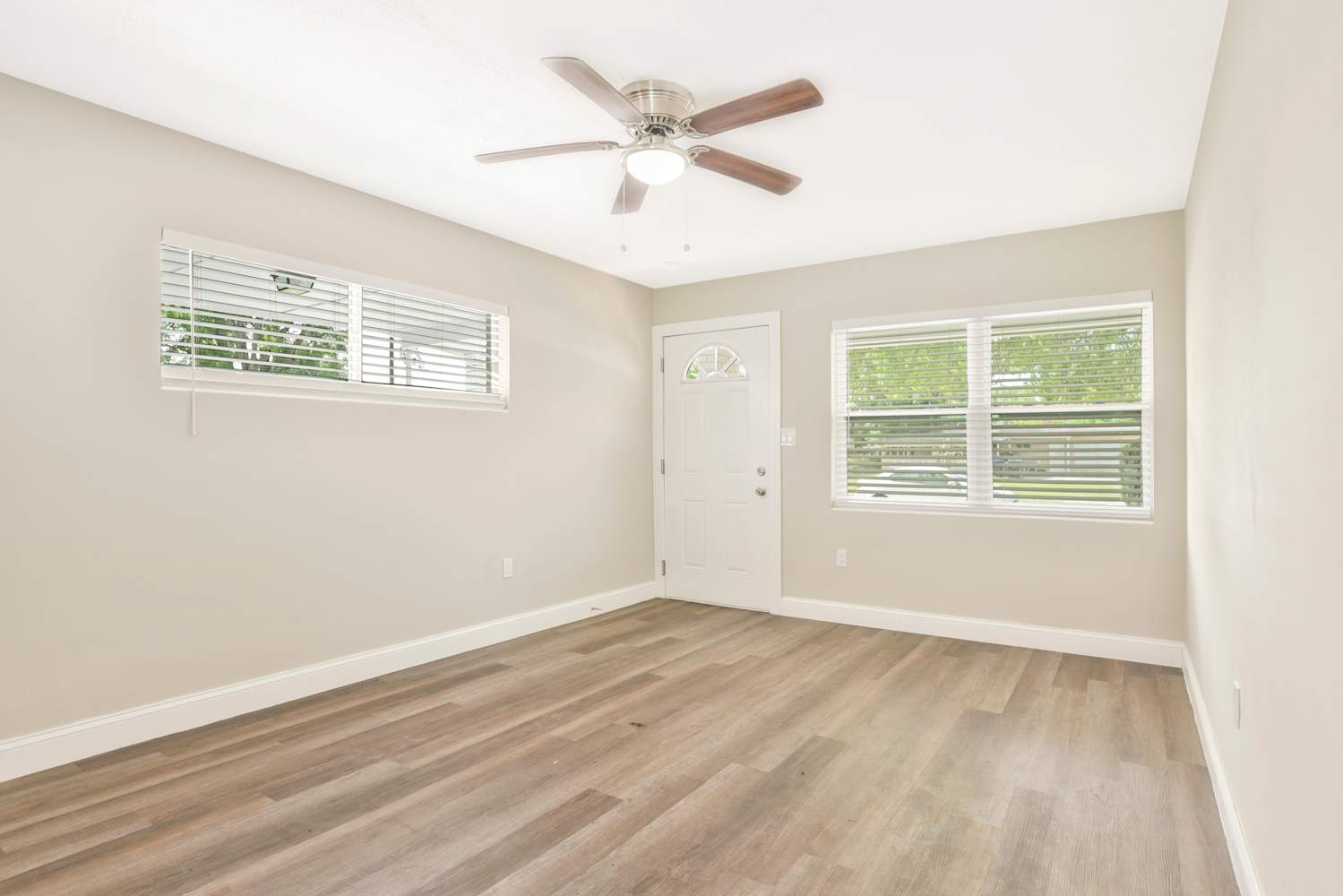 5007 Karl Ln photo 4