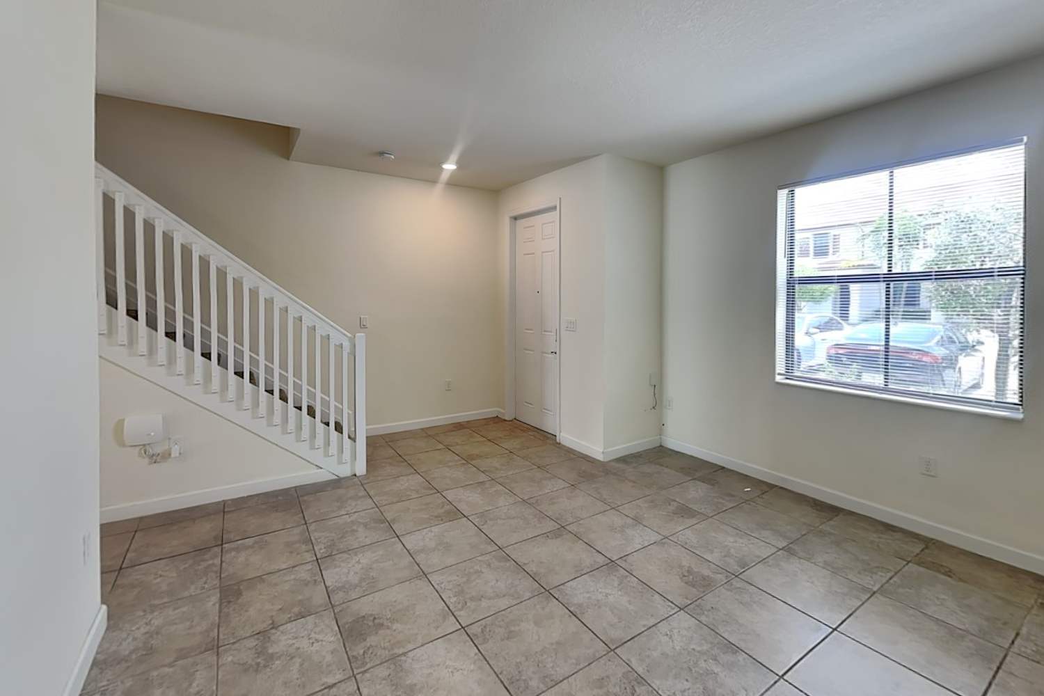 10554 W 33 Way photo 5