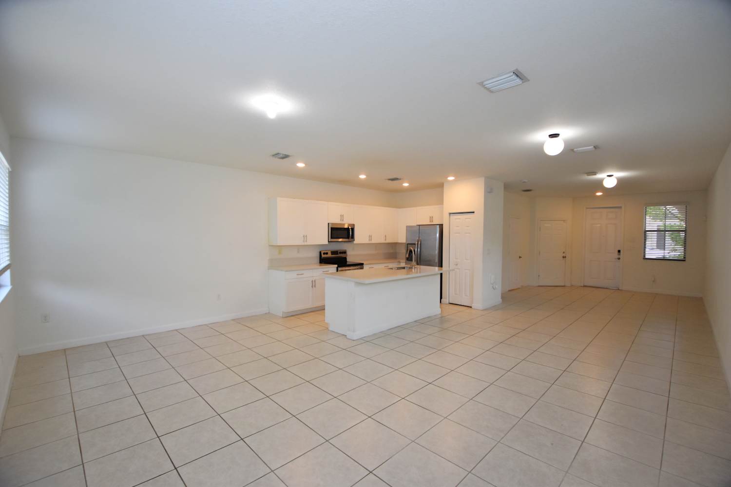 3407 W 109 Pl photo 2