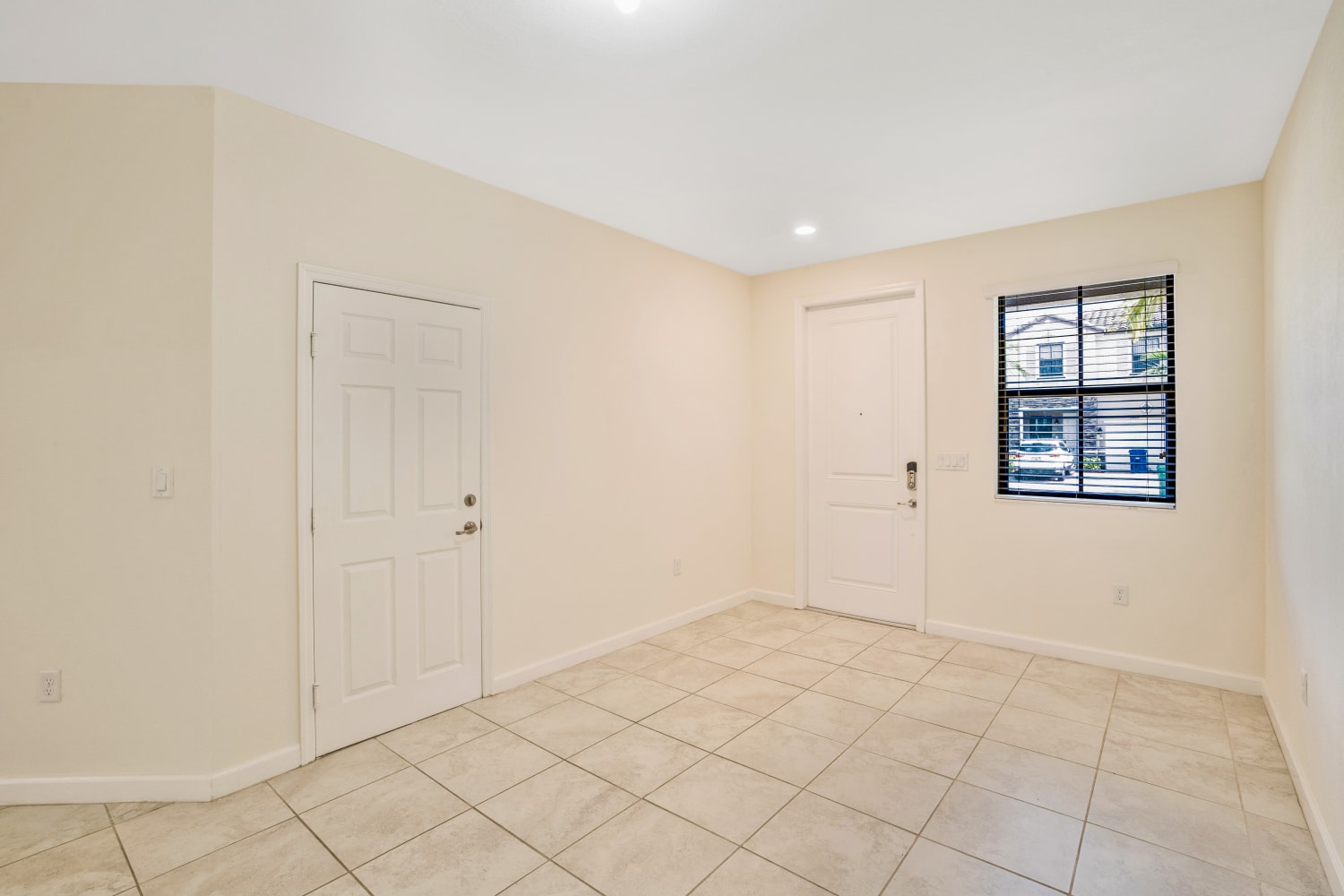 11457 Sw 253 St photo 2