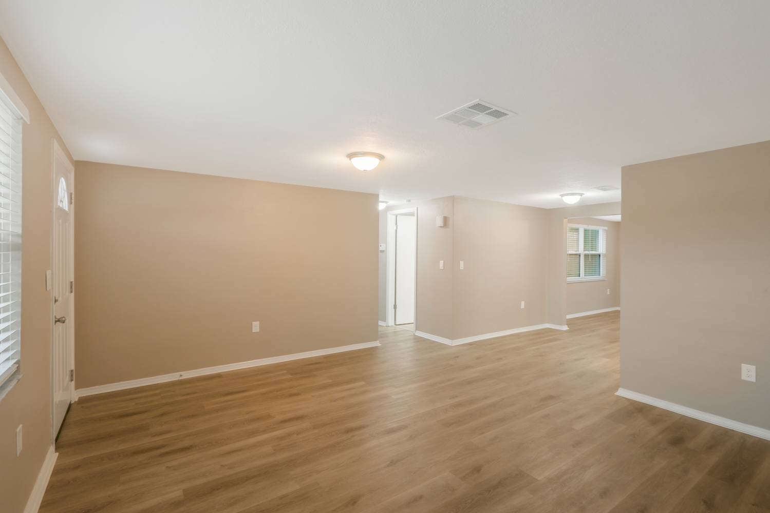 5135 Kiwi Dr photo 5