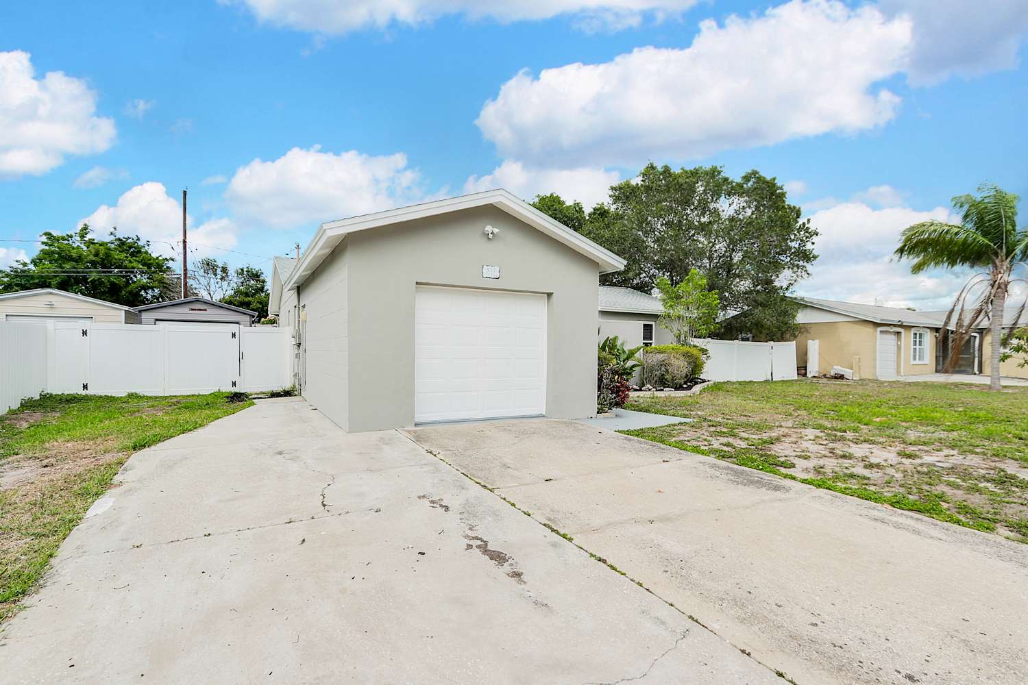 517 Golf And Sea Blvd photo 3