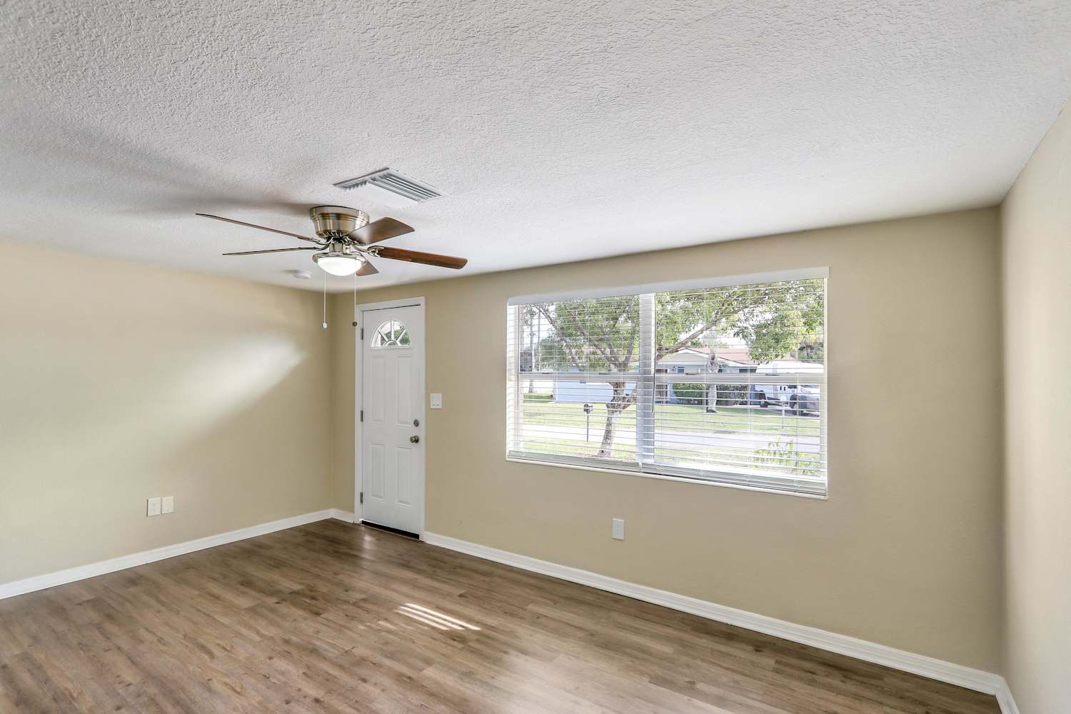 7201 Palisade Dr photo 3