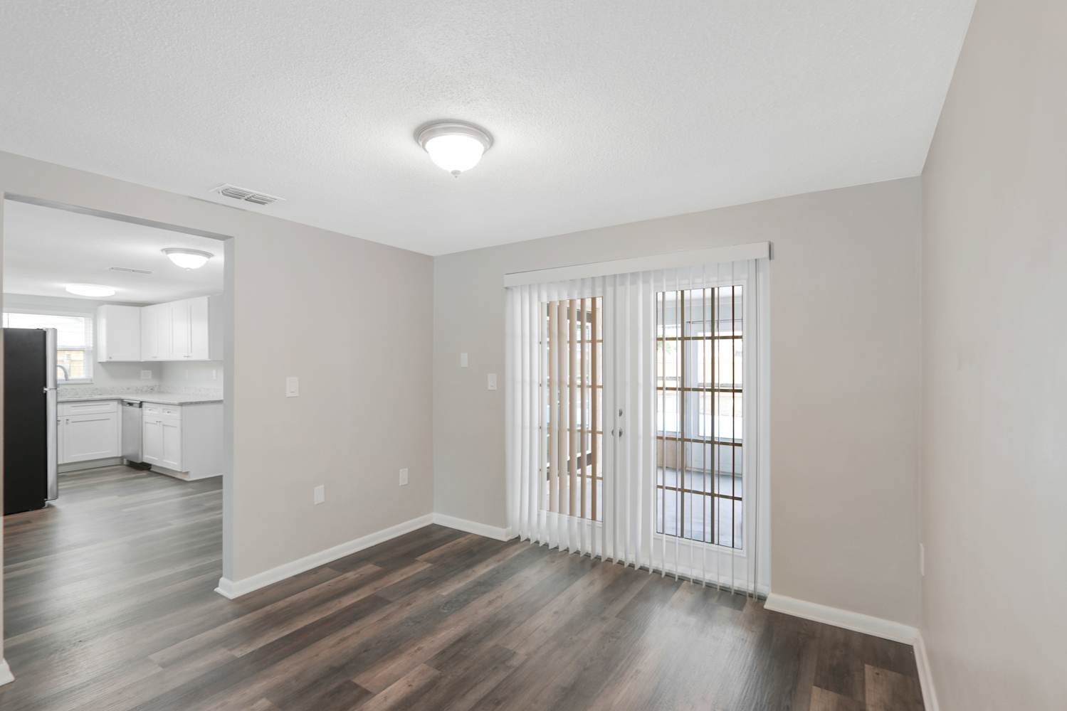 8903 Cochise Ln photo 5