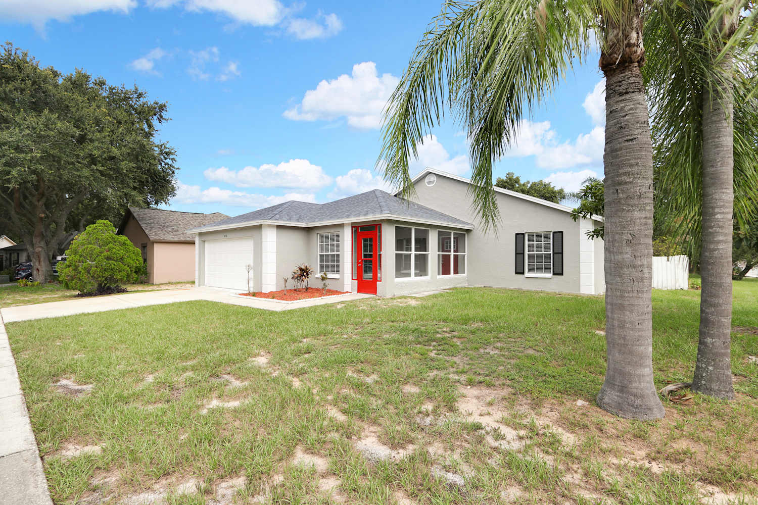 1056 Malletwood Dr photo 3